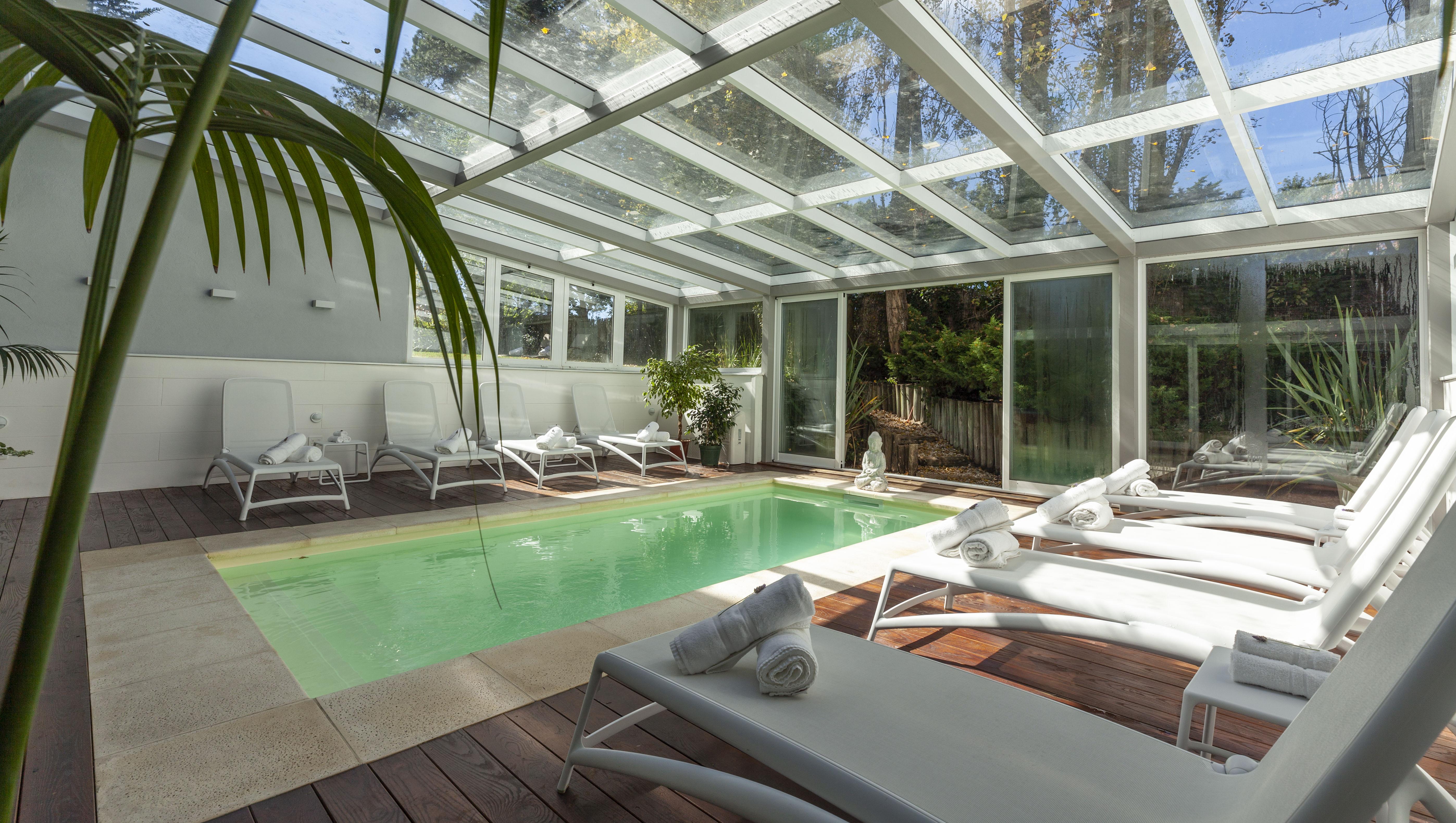 Awa Boutique + Design 4*