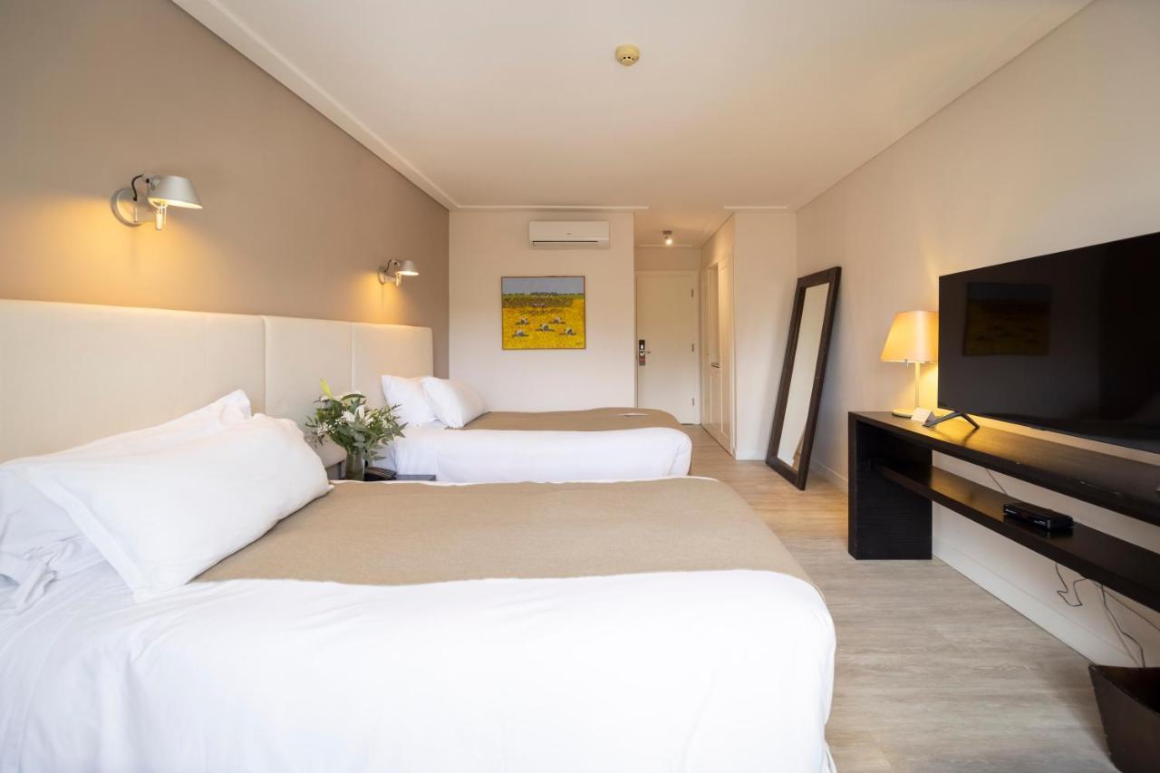 Awa Boutique + Design 4*